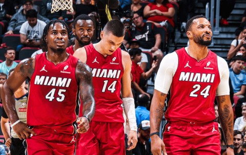 九游会-包含集结日迈阿密热火备战NBA季后赛,复出首秀细节曝光,管理层满意,年轻球员得到机会的词条