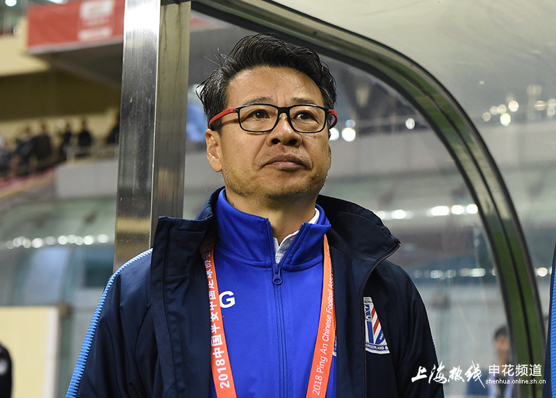 关于上海申花训练开放日，今晚完成体检引欢呼，英超在即，赛季目标并未改变的信息